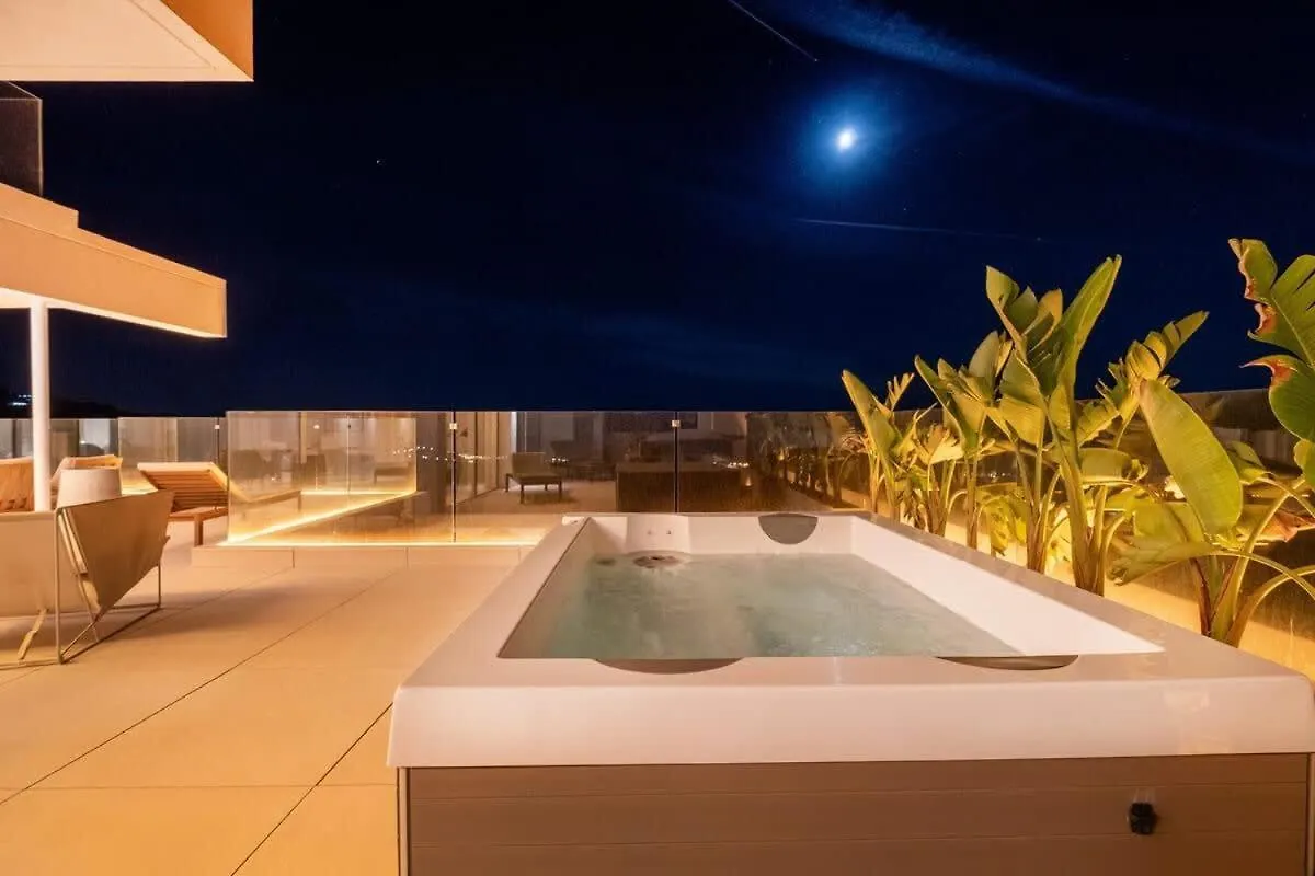 Luxury Penthouse Rooftop Pool Jacuzzi Ocean Views Palo Alto Marbella Охен Апартаменты
