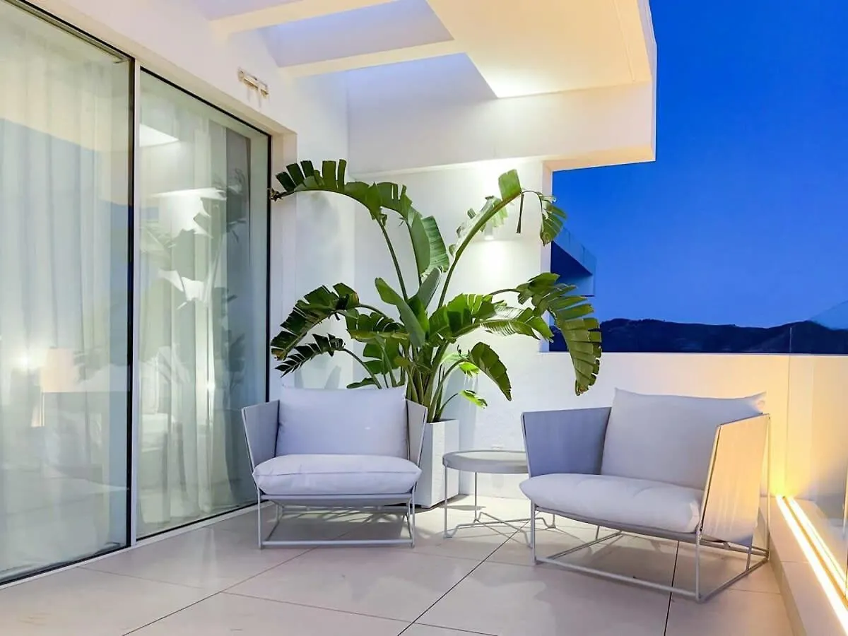 Luxury Penthouse Rooftop Pool Jacuzzi Ocean Views Palo Alto Marbella Охен