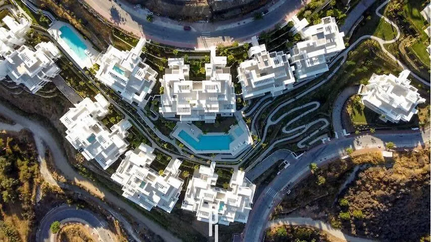 Апартаменты Luxury Penthouse Rooftop Pool Jacuzzi Ocean Views Palo Alto Marbella Охен Испания