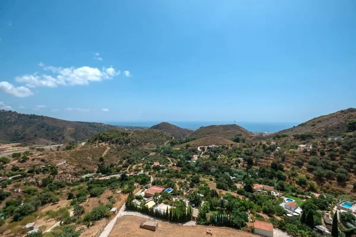 Luxury Penthouse Rooftop Pool Jacuzzi Ocean Views Palo Alto Marbella Ojen