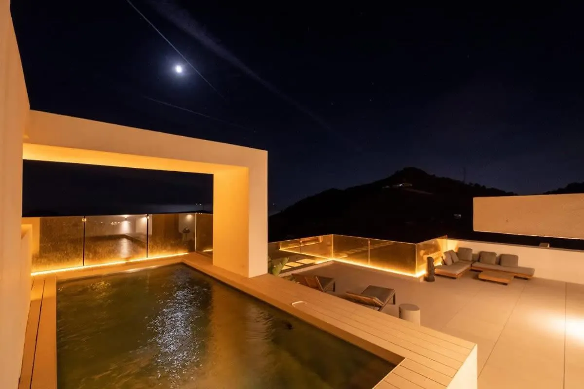 Luxury Penthouse Rooftop Pool Jacuzzi Ocean Views Palo Alto Marbella Охен